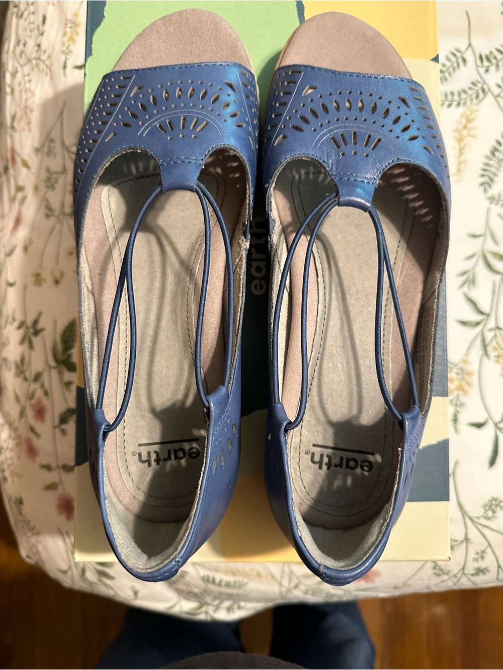 Earth Origins Blue Cutout Slingback Flats
